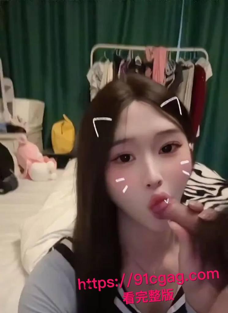 武汉超高颜值变性人 人妖柔柔 与金主做爱视频流出 绝美人妖 骚的一逼 露脸口交 大屌爆操屁眼 画面刺激辣眼-4