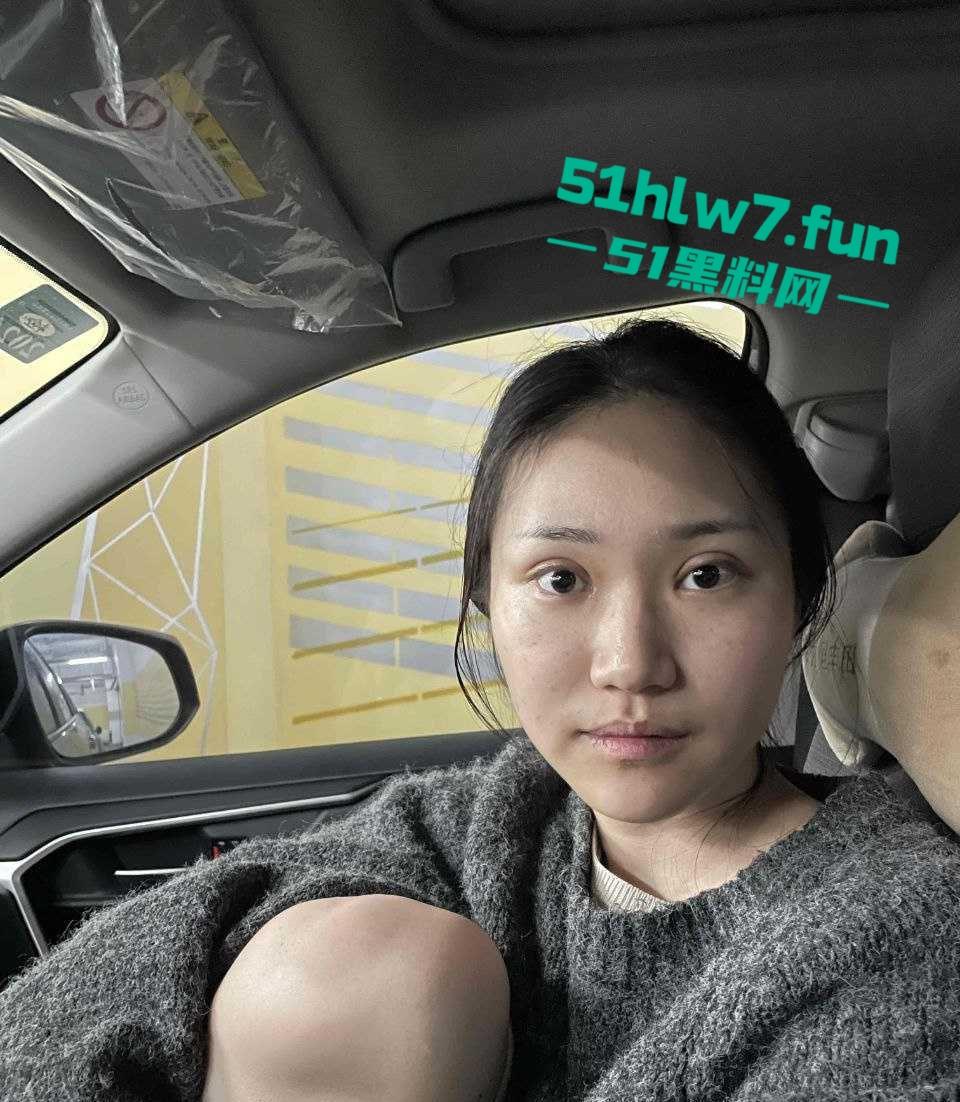 英国南安普顿研究生【邓梦婷】恋爱不是渣,出轨不是花绿了男友后还振振有词!-1