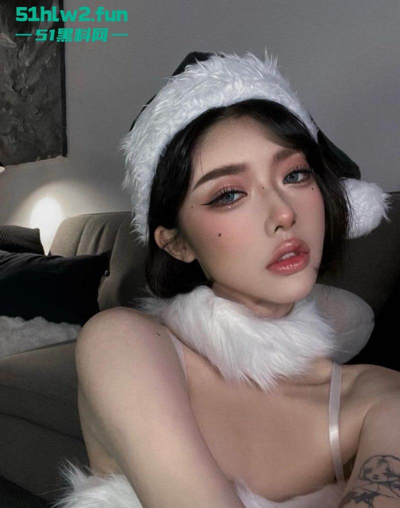 杭州人妻【周筱雪】极品身材翘臀尤物背着老公网上偷情,就喜欢被大屌爆操的感觉。-6