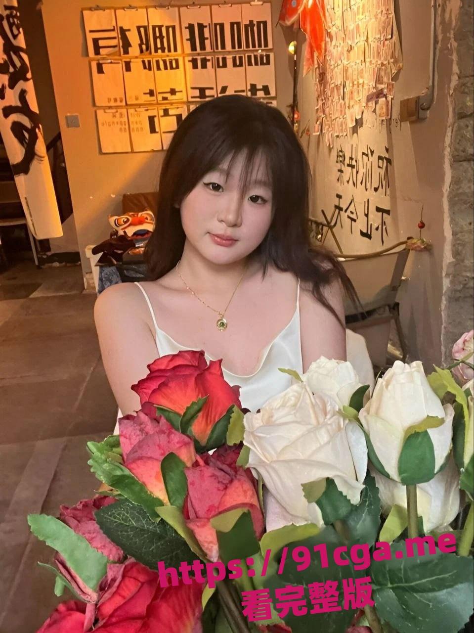 湖南湘潭18岁学生妹李欣璐不雅淫照被前男友曝光-1