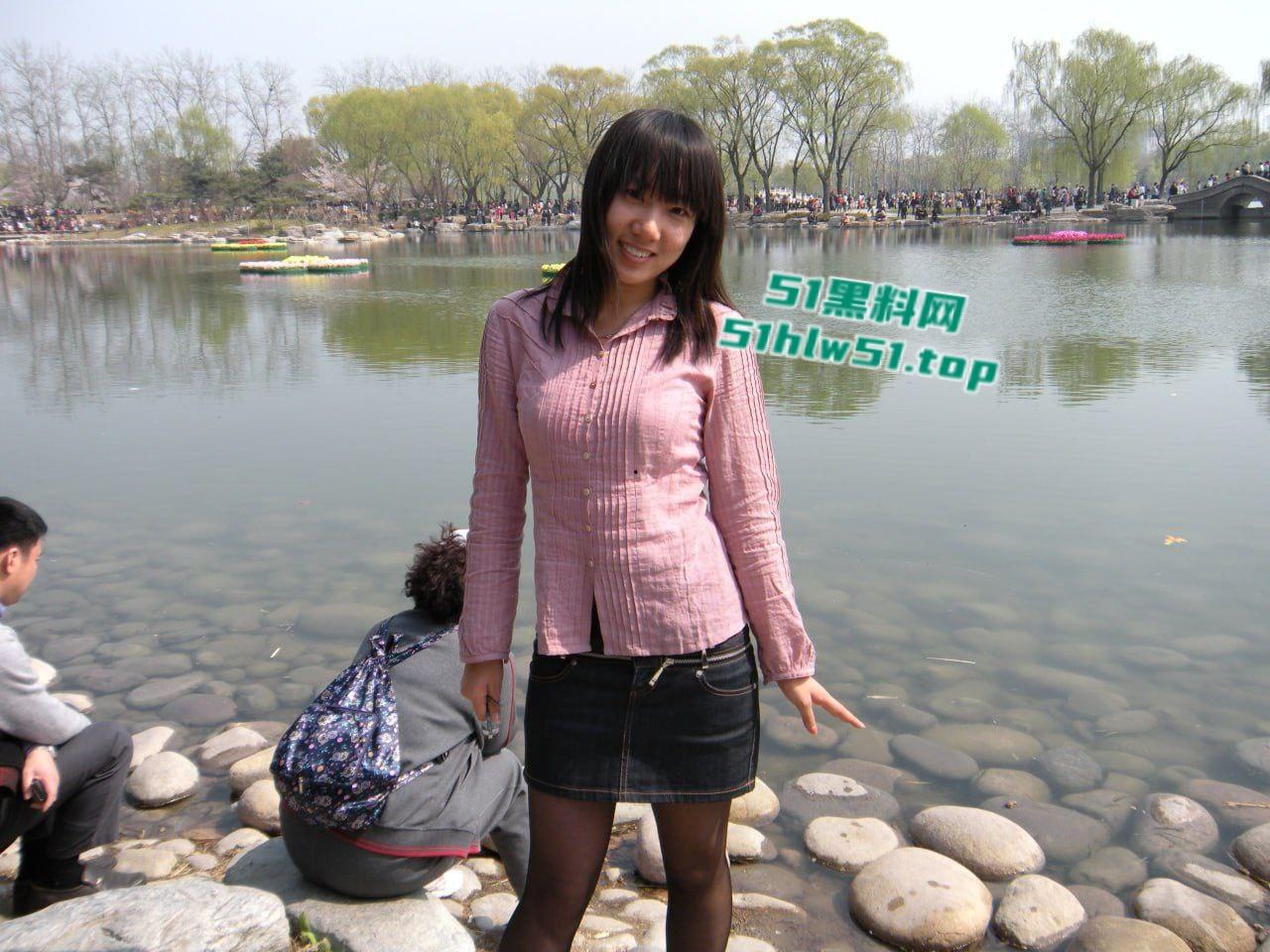 反差婊良家少妇【王素洁】大奶肥臀极品人妻约炮当母狗,情人曝光性爱艳照视频!-4