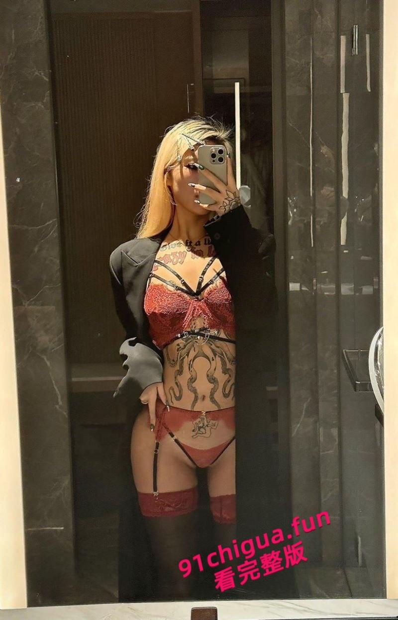 成都朋克风符文战士【HighSchoolGirls】性爱自慰视频流出,舌钉口交挑战感官极限,撅臀爆操淫荡不堪!-3