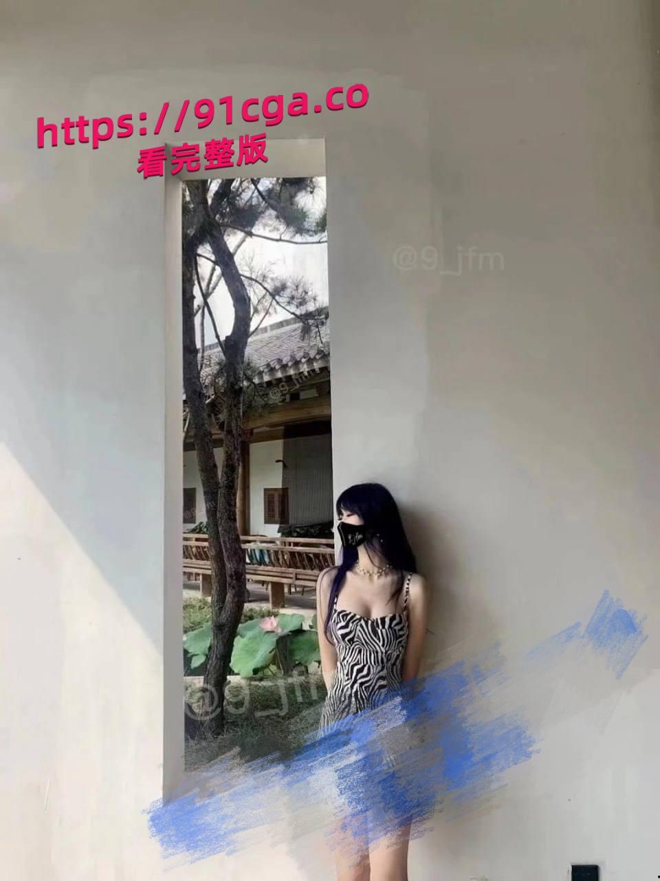 推特网黄丸崽“咯咯哒vlog”沉浸式体验做鸡的一天,被吃了伟哥的客人操到腿软!-2