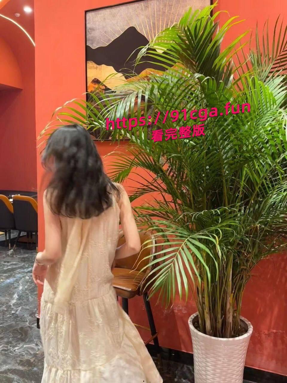 极品嫩奶黑逼大专学生妹, 跟rap男友交往途中出轨, 结交富二代被男友曝光-4