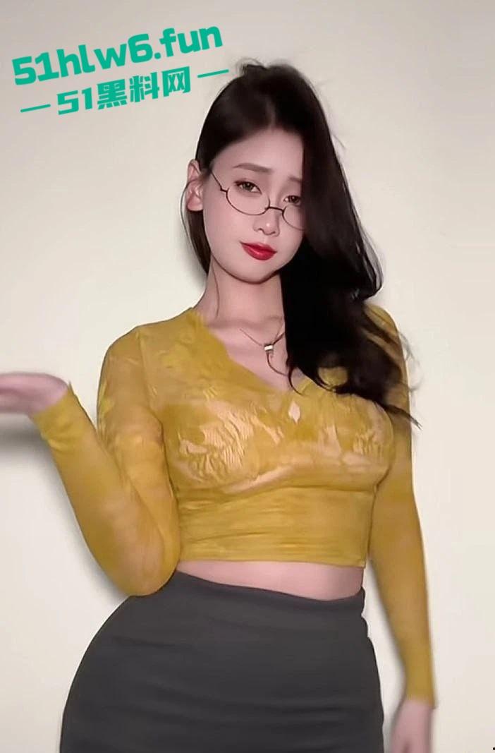 抖音三十万粉丝骚母狗,御姐主播【pop】1对1裸聊流出,私下主动骑乘淫叫声连绵不绝!-9