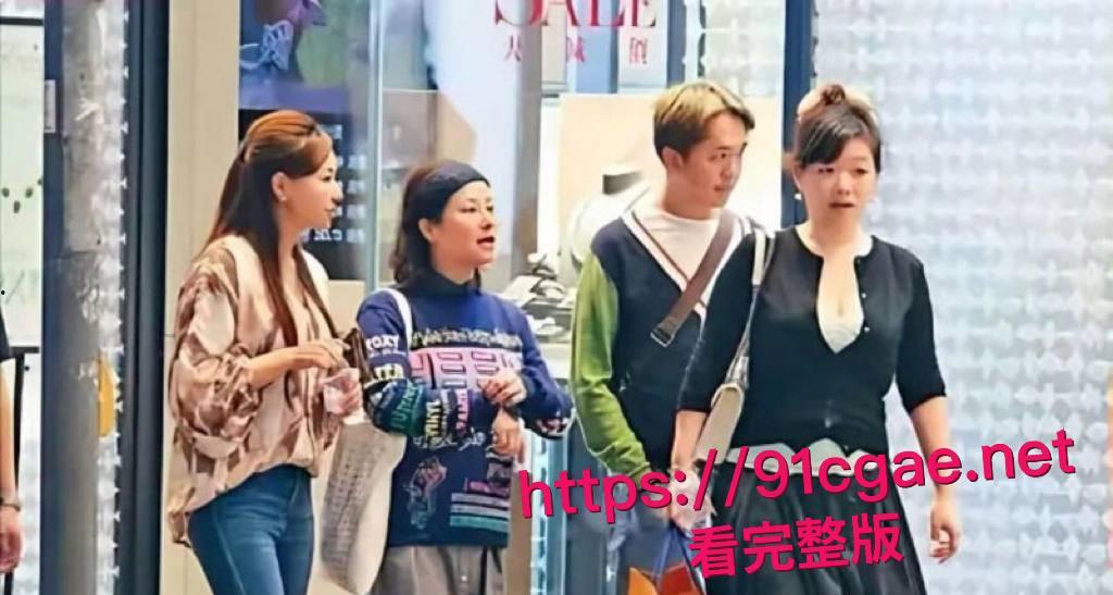 港圈富二代邓兆尊自曝猛料登上热搜 近百名女星对其投怀送抱 自己更是奉旨败家一夫交三友 堪称吾辈楷模!-11