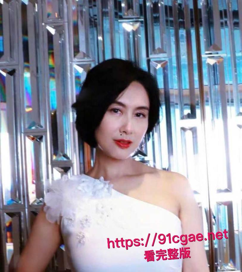 港圈富二代邓兆尊自曝猛料登上热搜 近百名女星对其投怀送抱 自己更是奉旨败家一夫交三友 堪称吾辈楷模!-13