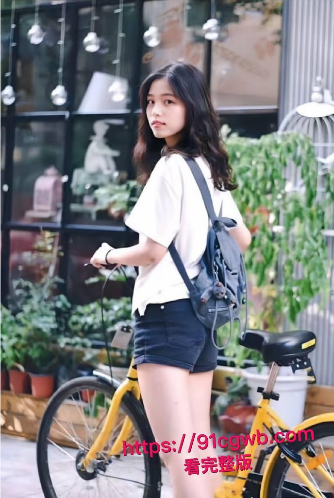 上海美术学院留学生卢美婷海外媚洋,白人洋爹 对她疼爱是菊花开,街头翘臀求白人爆插!-3