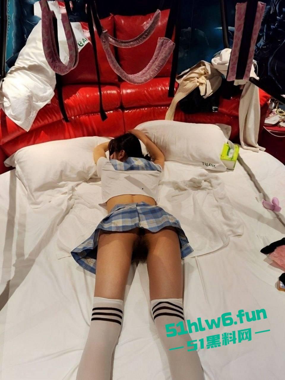 顶级身材颜值女神【刘晓晓 】身材高挑纤细的完美尤物,性感撩人被金主爸爸各种玩穴。-5