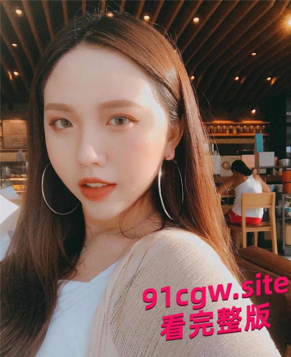 高颜值网红美甲师奈奈,被大神哄骗酒店做美甲惨遭诱奸-8