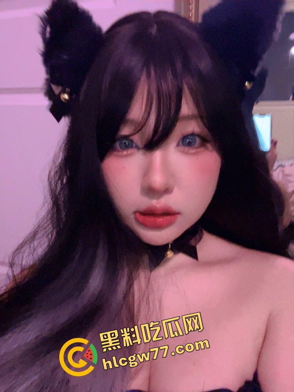 南京高颜值Coser私拍口交福利曝光，身材骚技术稳口活一绝，怪不得富哥们抢着玩都爱玩!-1