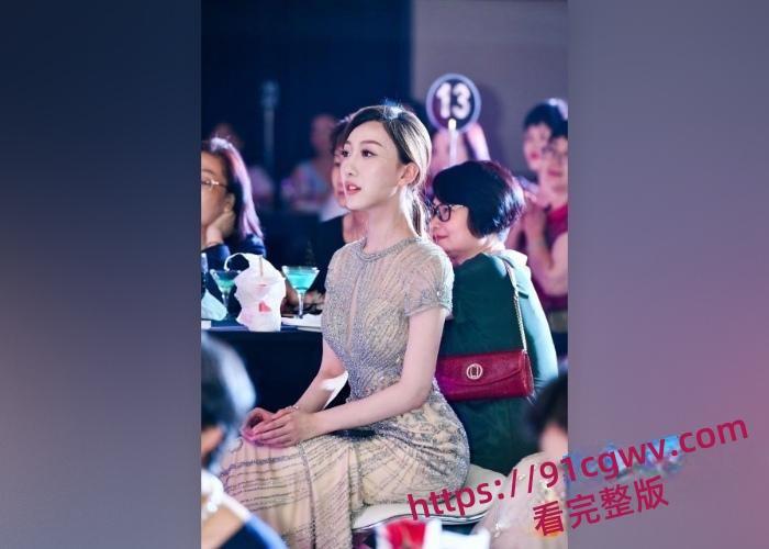 演员加世界旅游小姐冠军王瑞琦在香港外网卖淫曝光大量卖淫视频与图片!-2