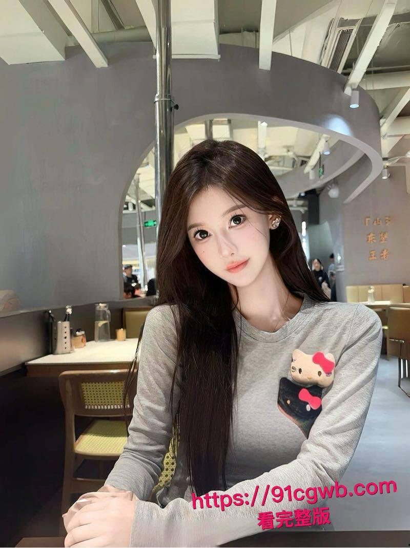 反差婊母狗女友口活乳交双杀!沙发上张腿漏鸡吧,全程伺候射到停不下来,精液喷满!-3