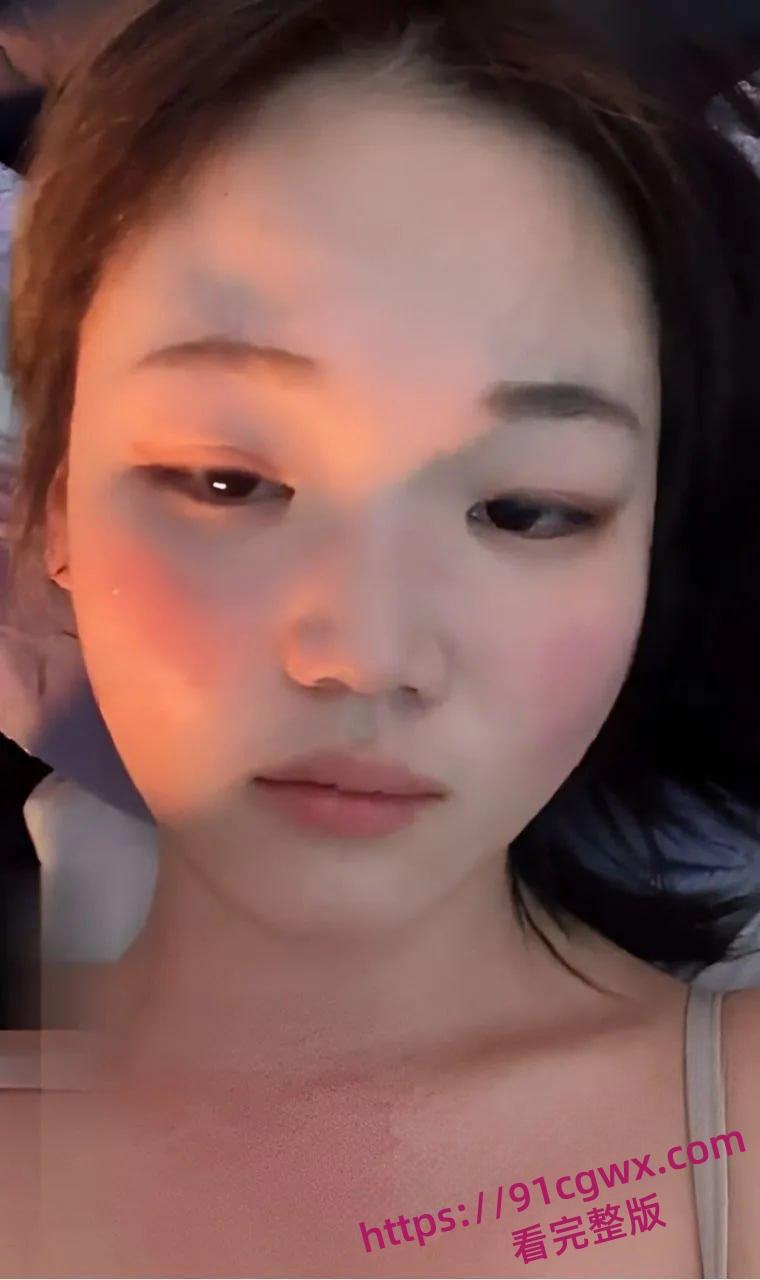 湖南职业学院素人学妹陈泽熙包养调教视频流出 私底下玩的真尼玛花-7