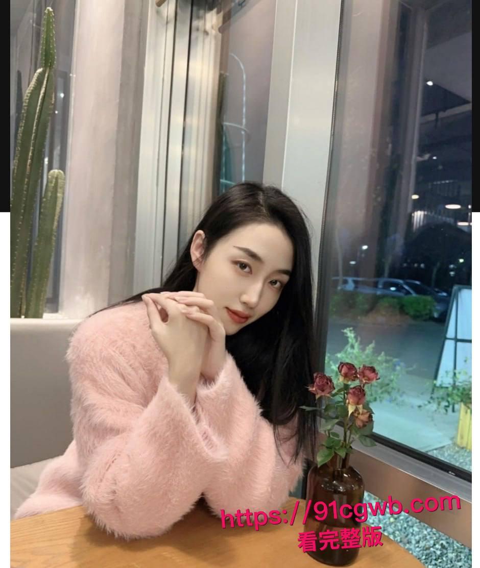 长沙明星幼儿园教师姜灵出轨学生爸爸被原配揪着头发游街示众-5