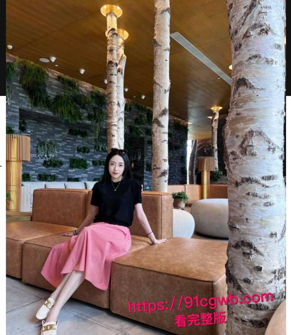 长沙明星幼儿园教师姜灵出轨学生爸爸被原配揪着头发游街示众-11