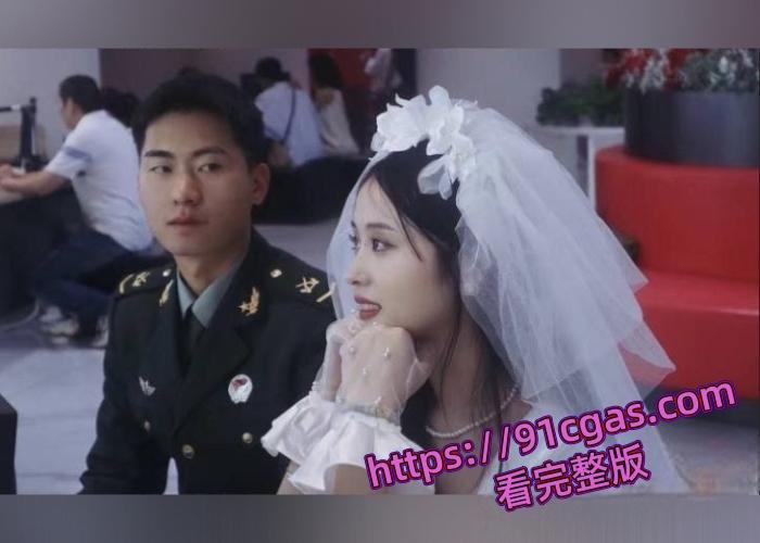 四川一名士官军嫂被曝出轨对象竟是自己的亲姐夫 家属现场抓奸视频曝光！-8