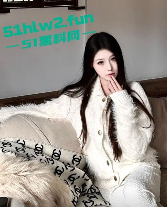 独家曝光!浙江抖音清纯反差嫩妹网红【甜甜】榜一大哥20个嘉年华直接拿下,大哥果然喜欢抖音找逼!-1