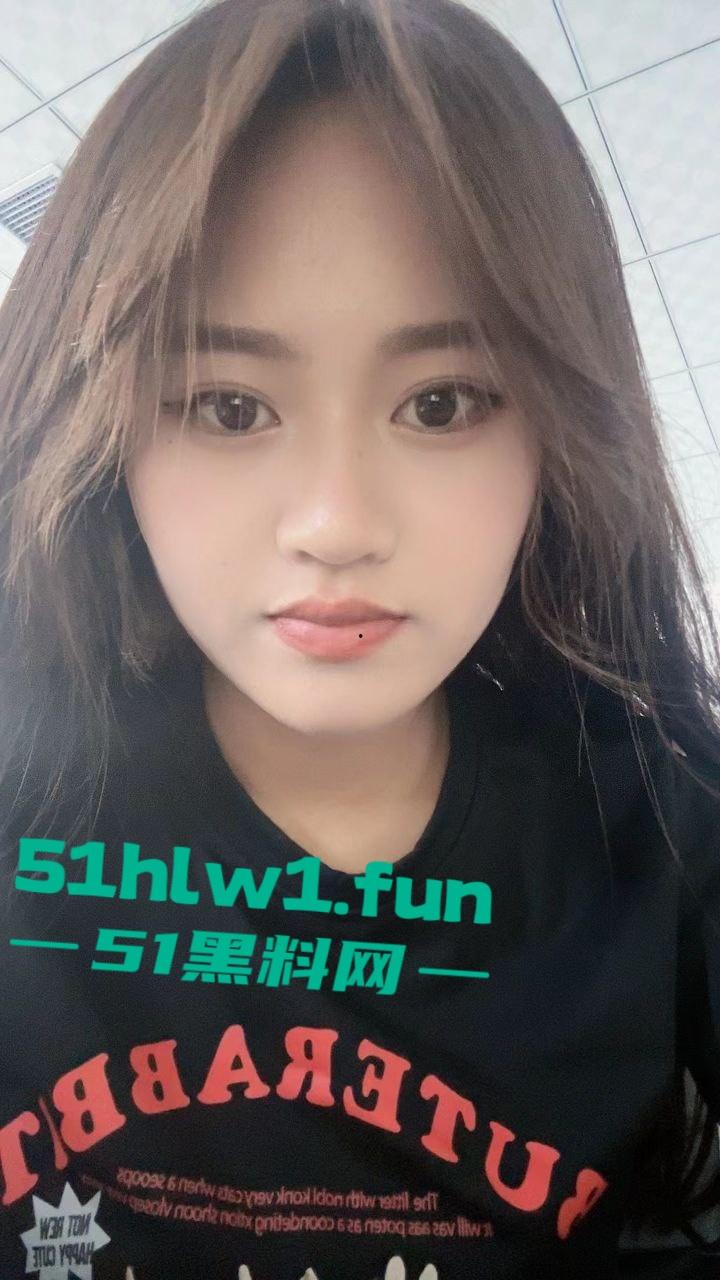 德州极品小骚货李雯,可爱颜值骚幼师,身材高挑性感,私下骚的一批,勾引学生家长,被妻子发现曝光!-8