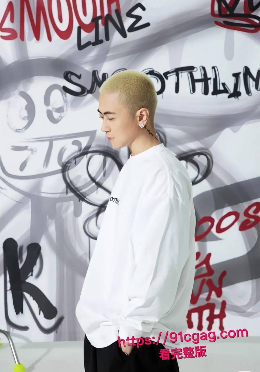 惊天大瓜!网红韦雪整容改命,设局秦奋索 9 亿分手费,如今遭前夫现任联手背刺-11