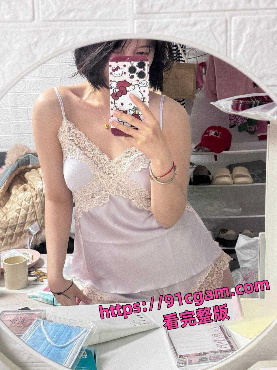 歌手旺小乔蒙面演唱会引热议早期露脸照爆出 不仅威胁员工还被男友爆出私密照!-21