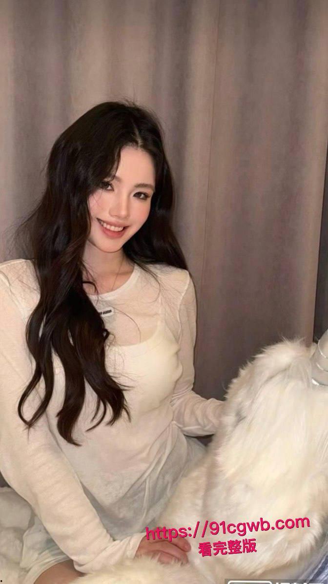 抖音600w粉丝Shirley林假名媛真婊子!裸聊钓金主视频曝光,自插淫穴水晶棒口交插逼高潮喷水,太下贱了!-8