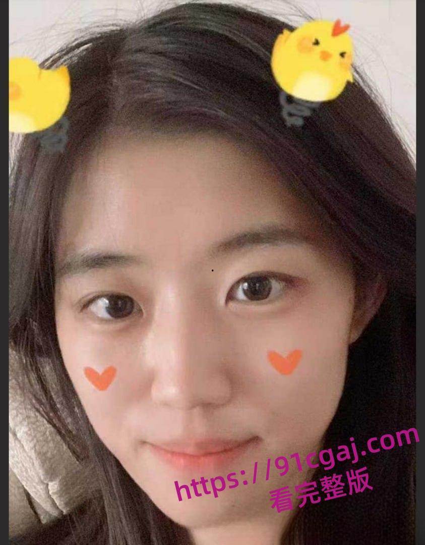 云南省红河州政府的工作人员 夏颖 大量不雅艳照视频泄密 私下淫荡反差尺度惊人!-4