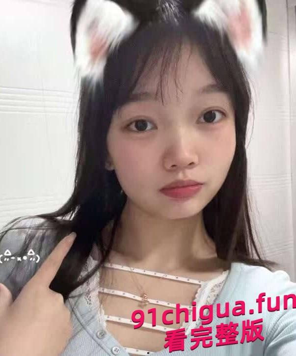 商丘职业技术学院反差少女孙秋雨校外约炮泄欲,不料被炮友反手曝光-3