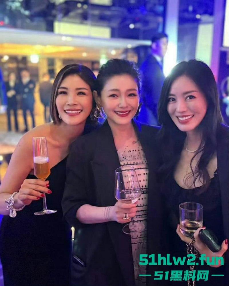 大S春节猝逝!小S证实姐姐在日本感染流感并发肺炎离世,享年48岁,引发网友们热搜。-6