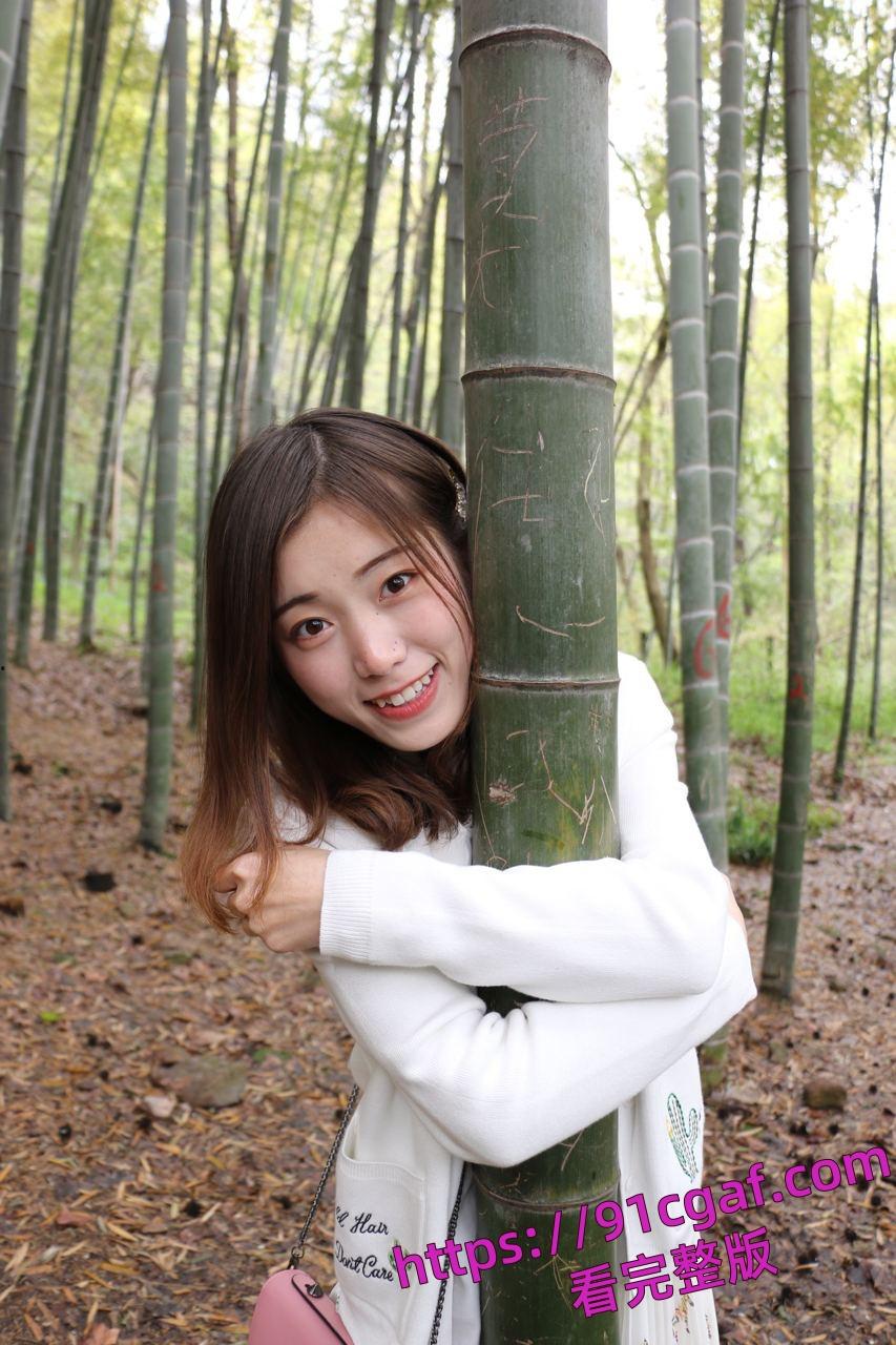 天津财经大学“吴晶晶”身为大二母狗学姐在恋爱期间被大一摄影学弟给开发爆操!-3