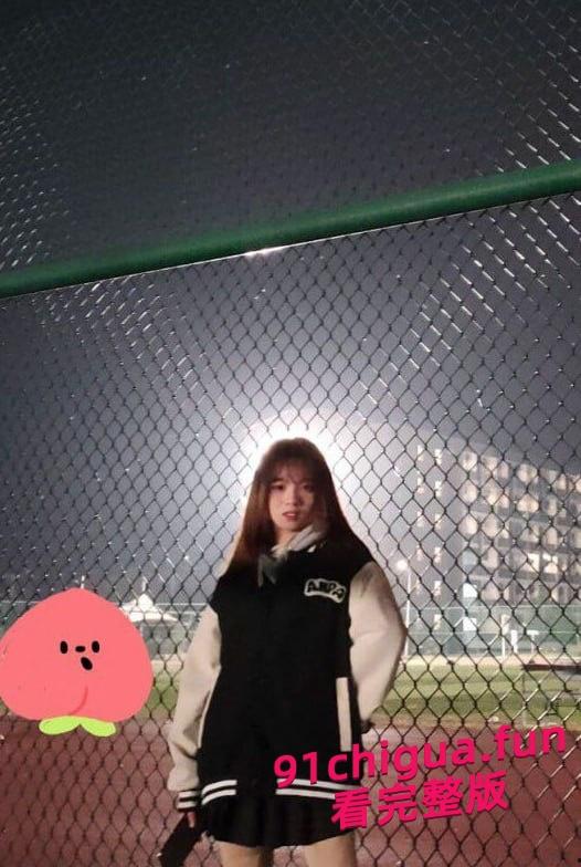 武汉某房地产公司设计师朱茹珺 极品甜妹被渣男曝光床照-5