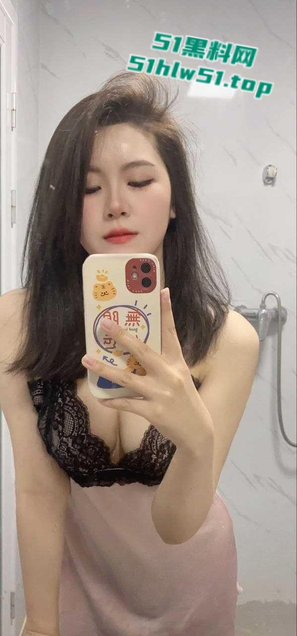 独家曝光,成都成华区极品【程琳琳】肤白貌美,户外漏出黑丝诱惑乳夹调教全方位抽插!-9