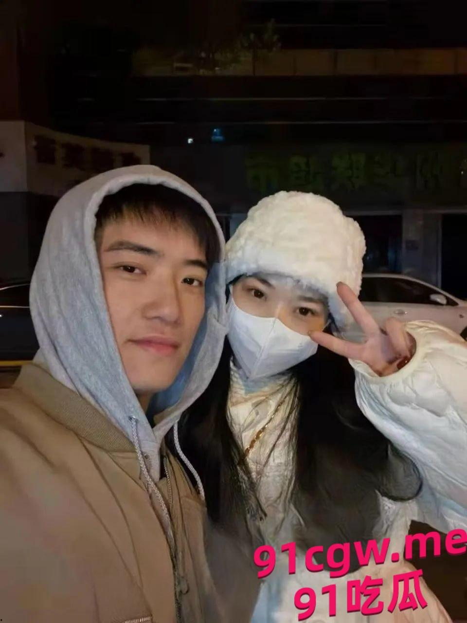 浙江台州人妻少妇林丰雅 给自己男人戴绿帽 备孕期出轨泄密-2