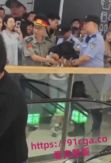 黑龙江哈尔滨哈西万达,偷拍狂被抓住,又是哪个博主要断更了!-6