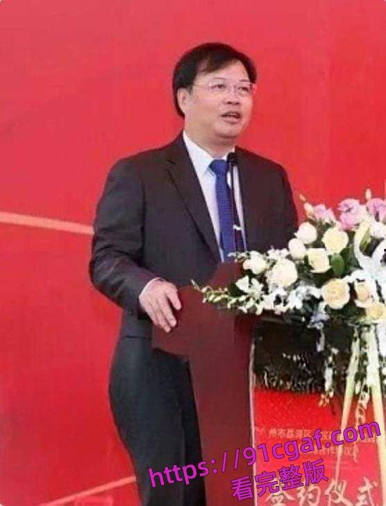 碧桂园高管选妃,老总莫斌设宴选妃视频流出,繁忙的工作之余还要抽时间选妃-1