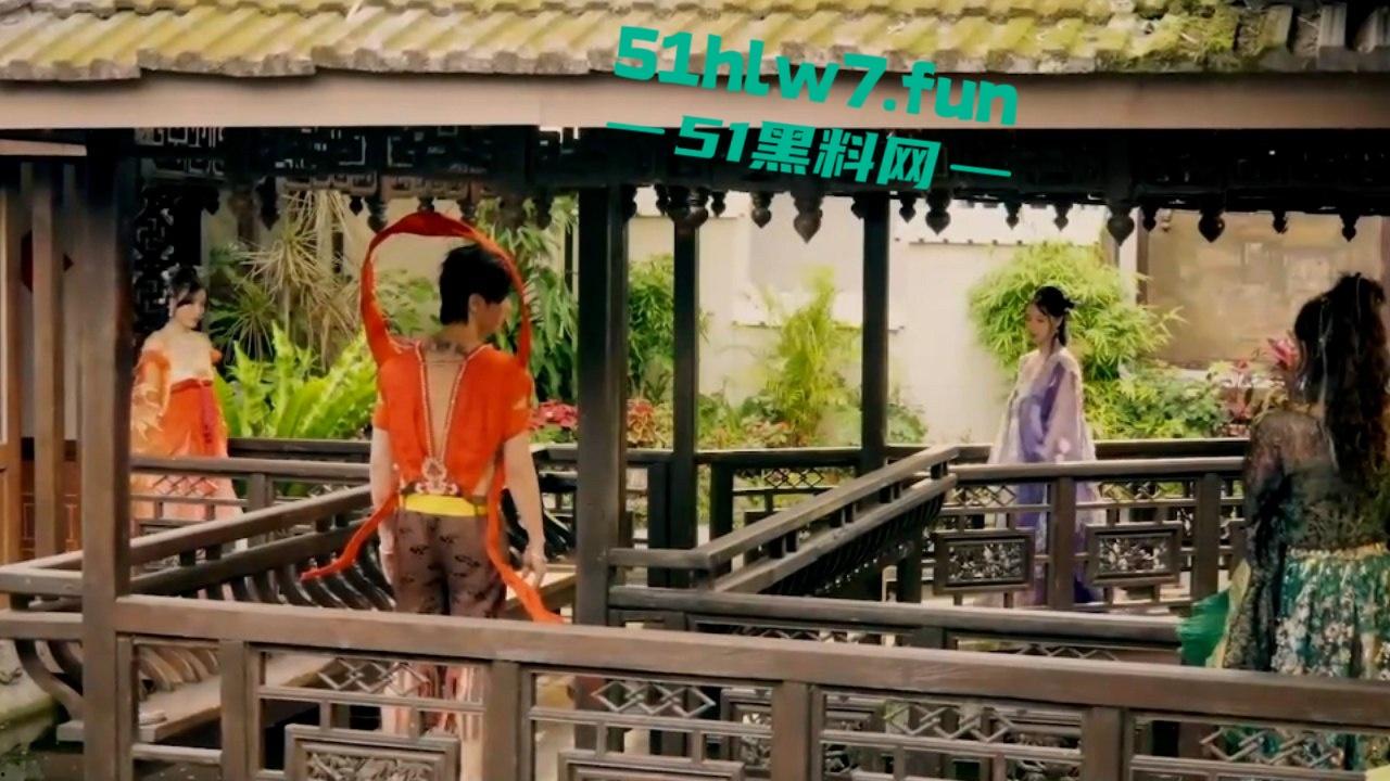 哪吒3之真阳之躯魔童【哪吒大战淫荡三龙女】蕴含大补能量的鸡巴被争抢口交狂烈啪啪！-4