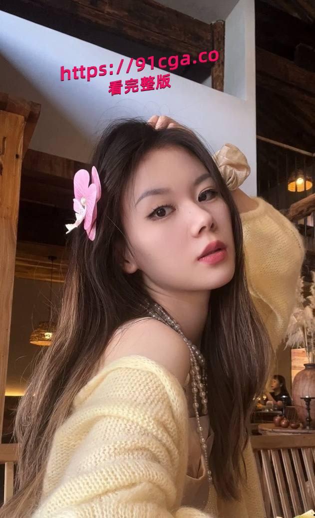 太炸裂了！ 平面模特蒯欣欣，在圈内小有名气，却因私密视频曝光掀起轩然大波！-2