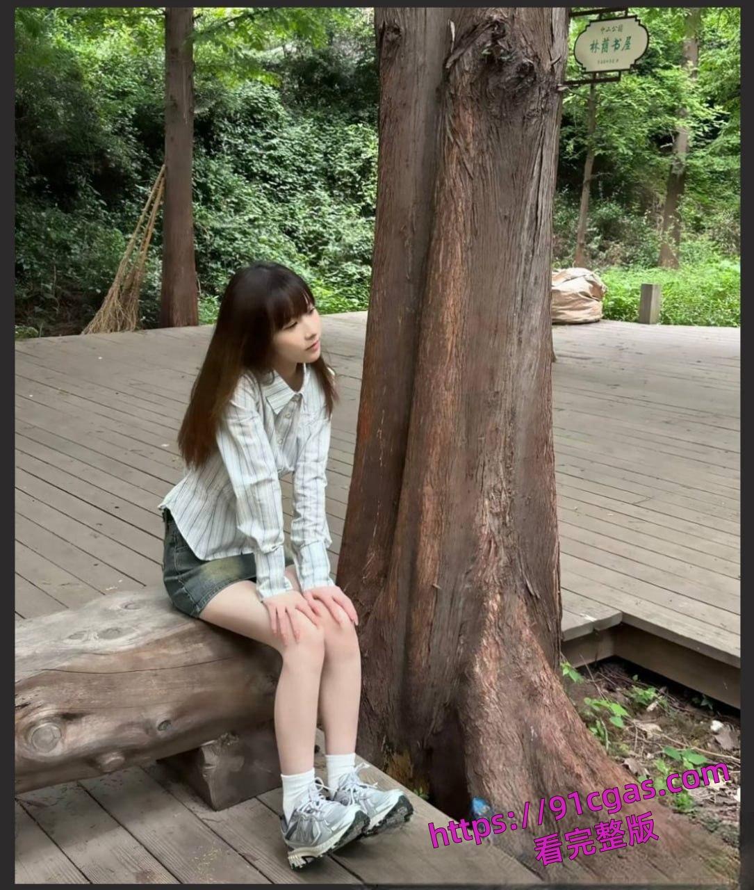 中国海洋大学的大一嫩妹许真福被前男友粉鲍特写怼拍视频-6