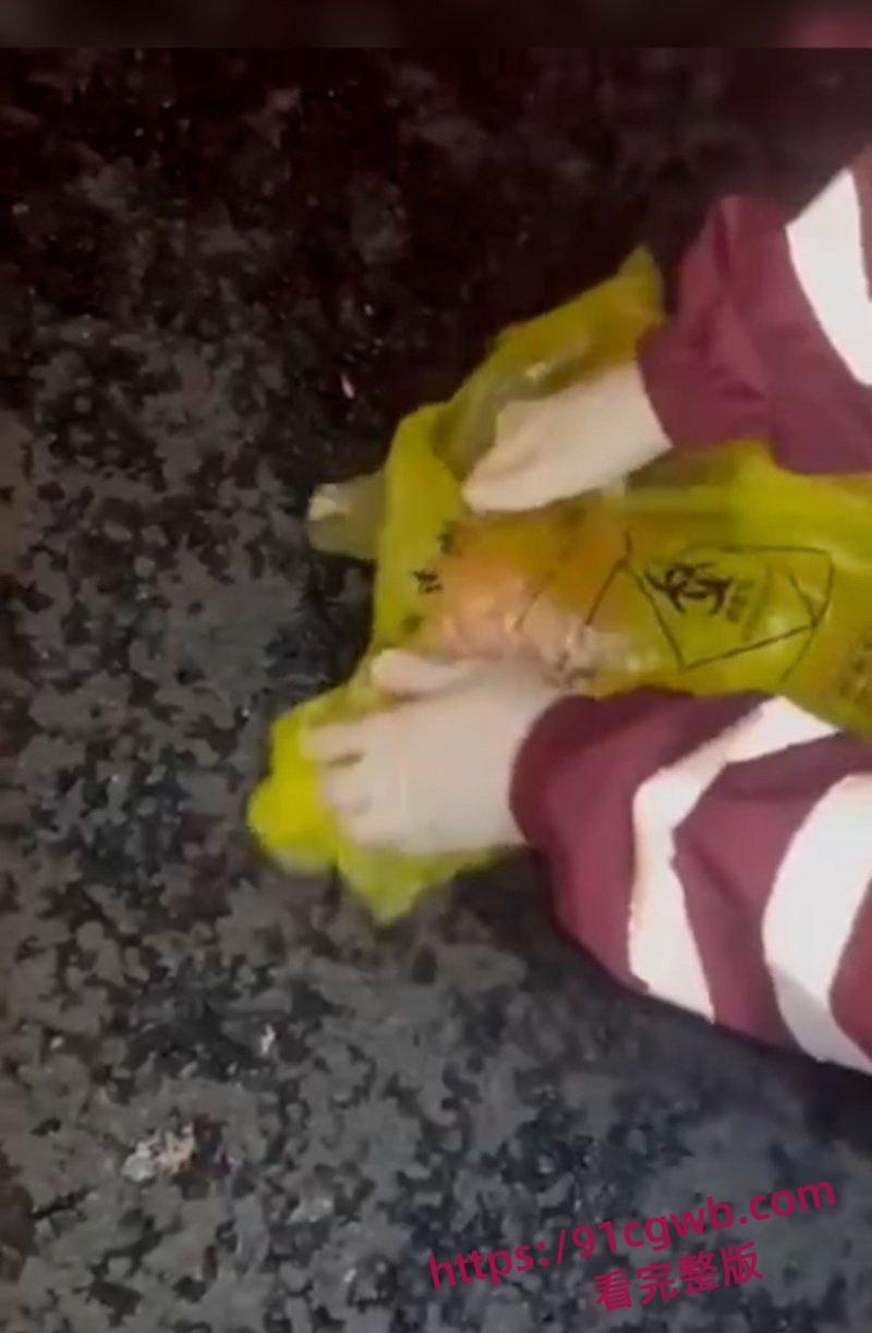 抖音女网红周周长沙十二兽 深夜车祸去世 现场画面让人不忍直视-7