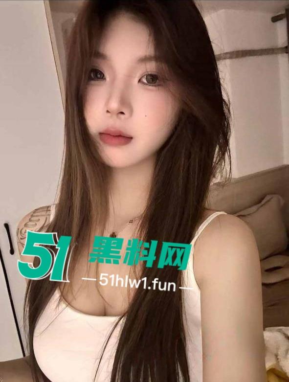 四川成都清纯可爱反差女大学生【林意如】多段大尺度视频,现实和网络中判若两人视频认证。-9