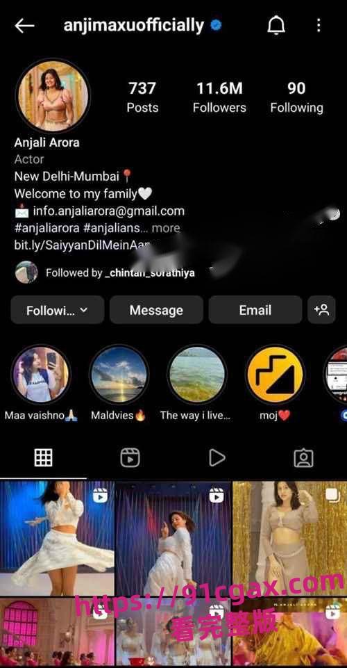 印度高颜值女神Anjali早期下海视频被扒光，你心中的女神别人的母狗！-6