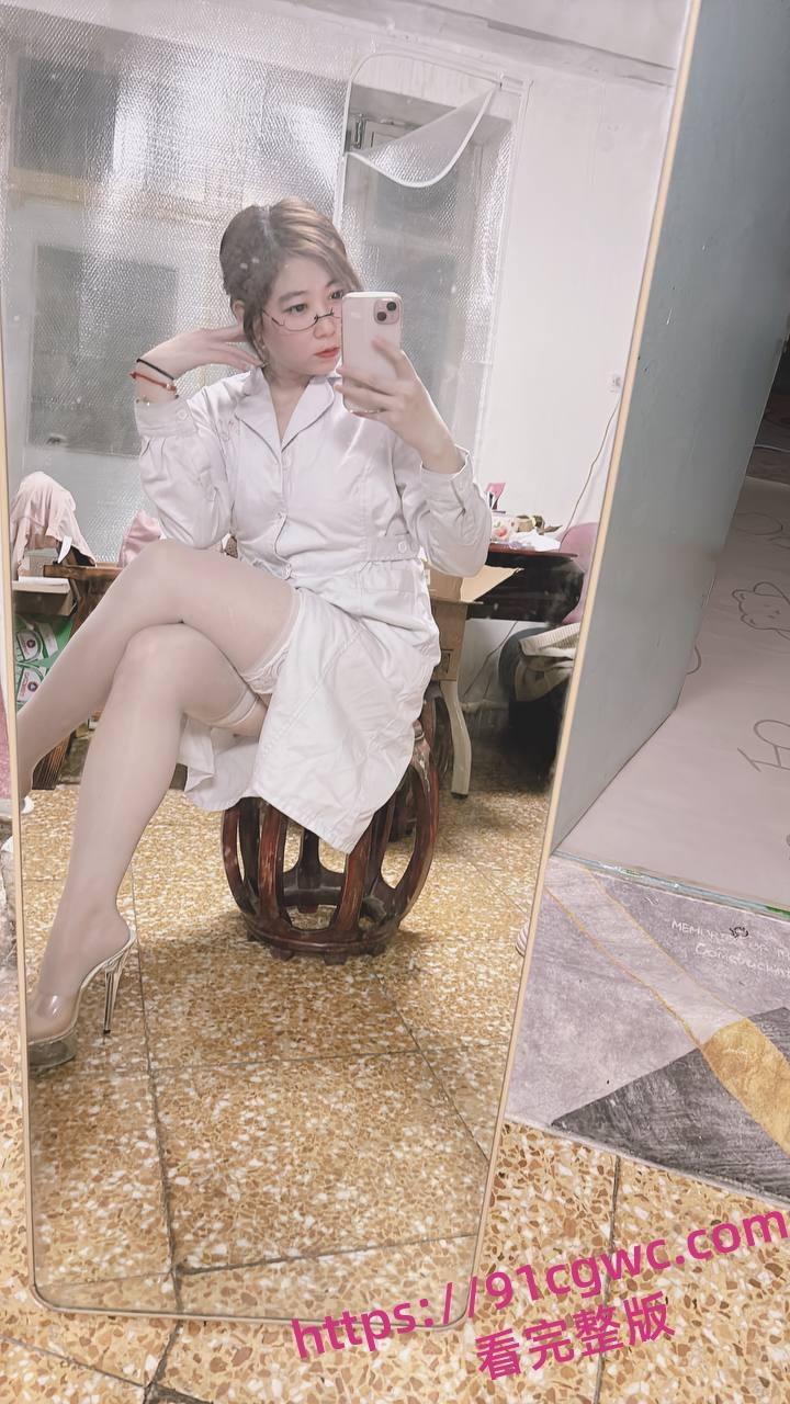 广西护士学院蒋X怿和男友日常性爱记录流出！沦为母狗肉便器把她草得服服帖帖淫语不断！-12