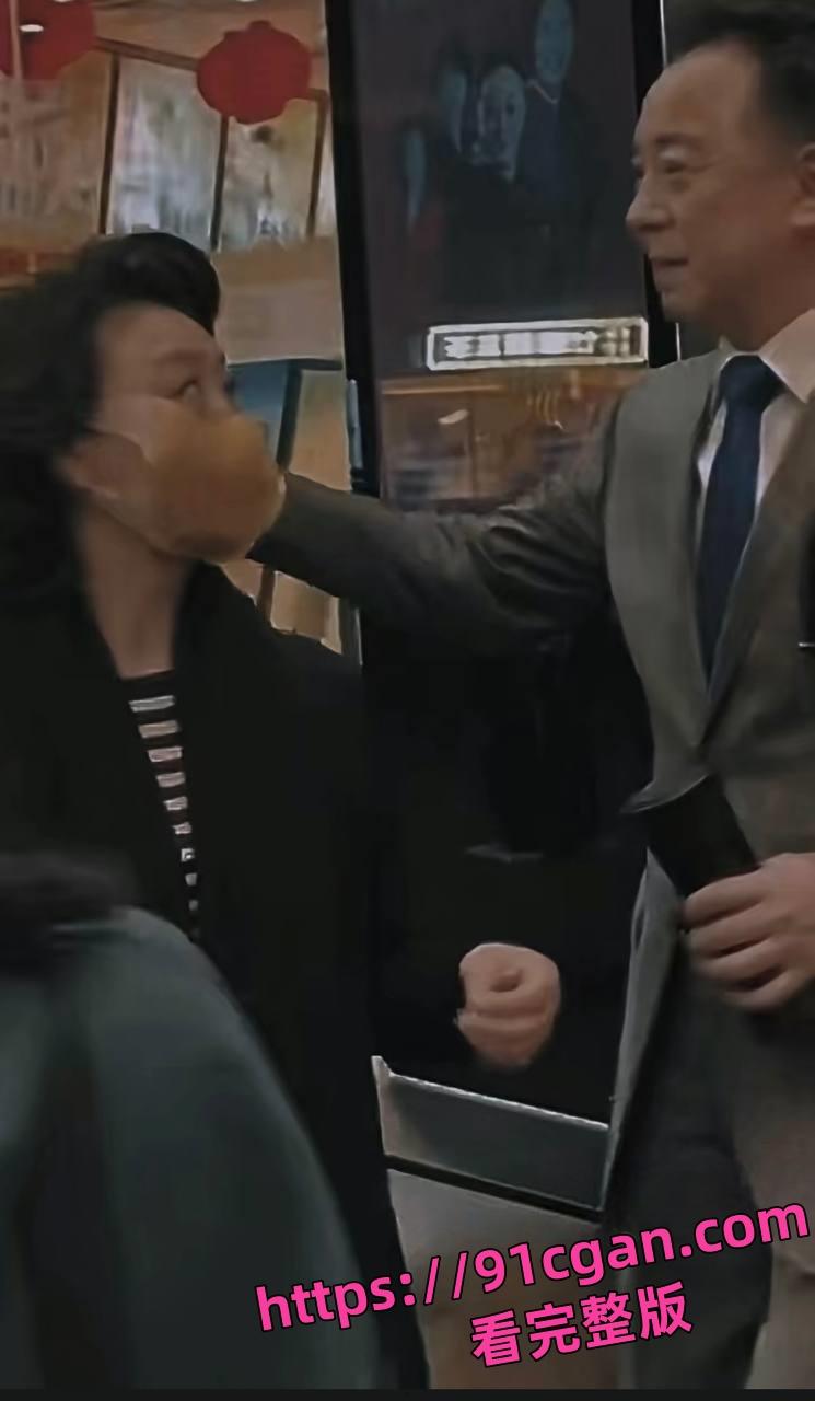 国家一级演员/京剧第一美人李胜素与于魁智搞破鞋 私密视频流出 火爆全网！-19