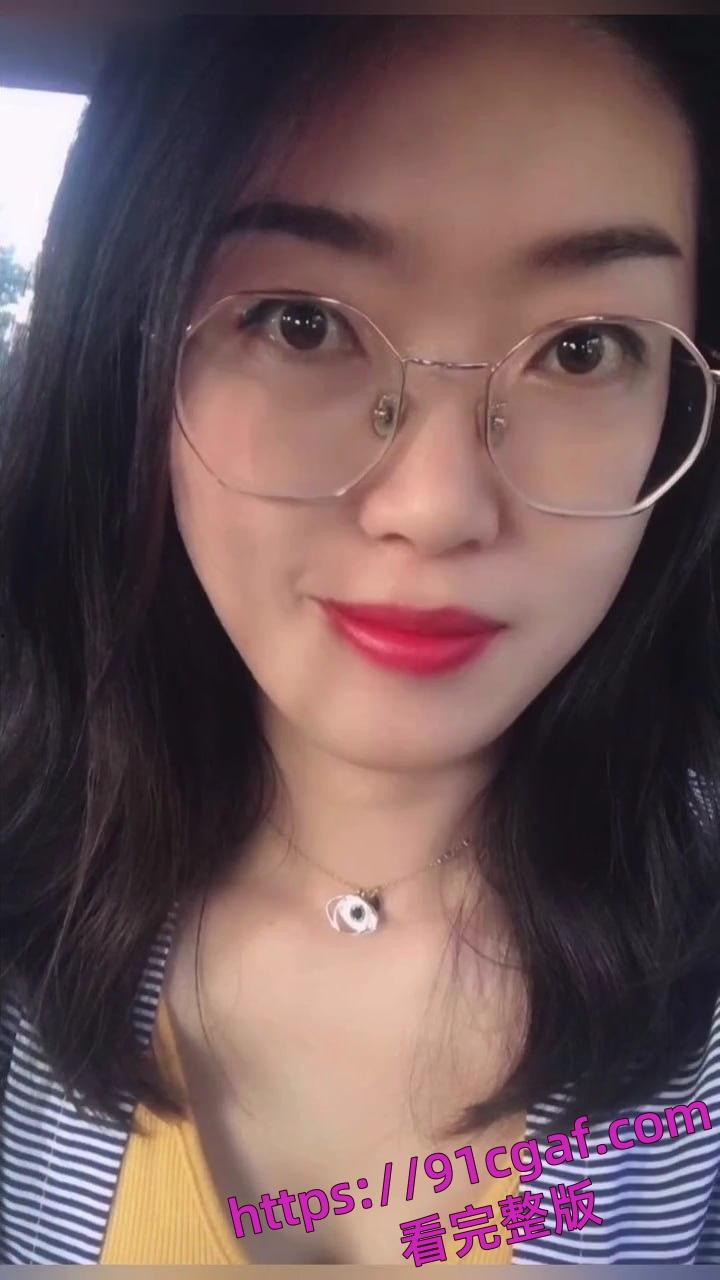 济南教师张雪出轨奸夫，被奸夫艹得大呼：“我就要你操我，快射我嘴里”-4