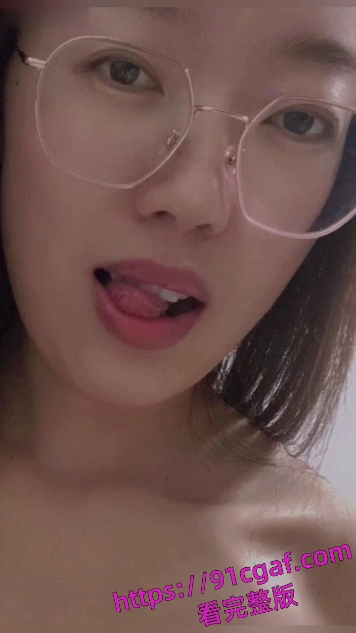 济南教师张雪出轨奸夫，被奸夫艹得大呼：“我就要你操我，快射我嘴里”-7