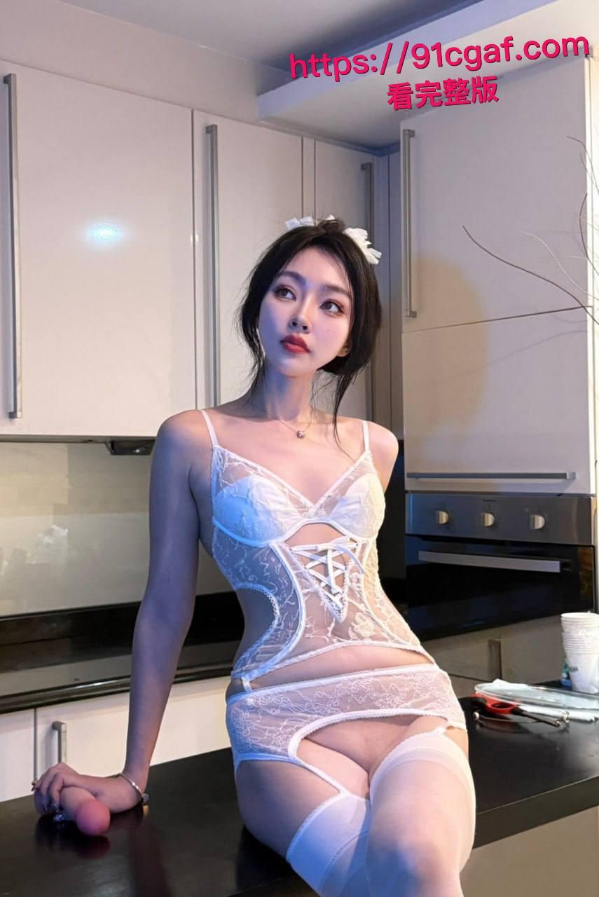 露出界天花板 彤彤乖 最新合集视频 印度阿三面前大胆撩衣露逼 户外大街三点全露 刺激感拉满！-7