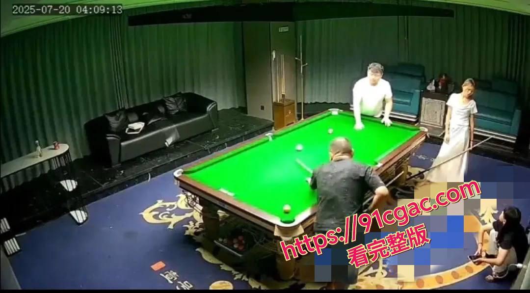 沐阳壹号台球俱乐部大瓜 台球助教收钱和客人包厢里“开干”-5