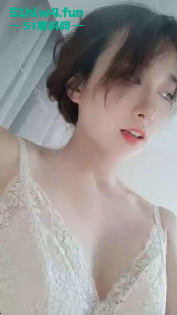 抖音极品御姐【禧阿妹】极致性爱大曝光！，情趣自慰 3p肛交各种狂野性爱私拍。-3