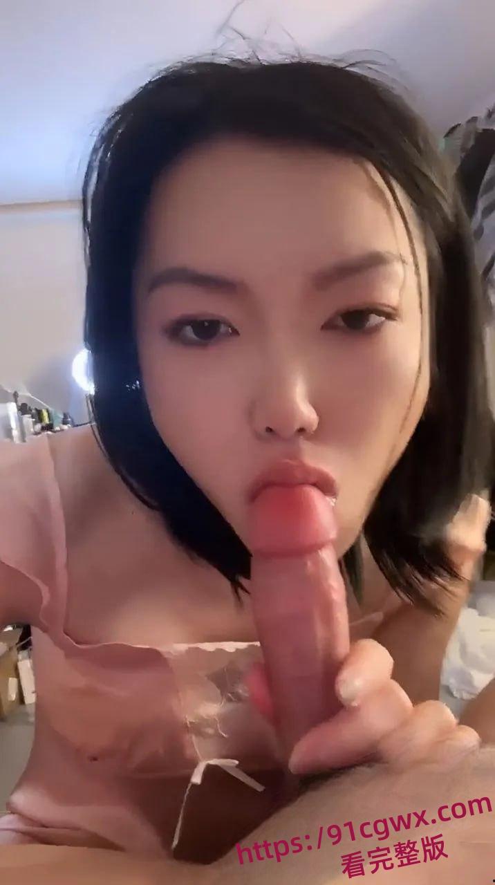 上海少妇汉堡包露脸深喉吸睾丸 毒龙啪啪 技巧炸裂带劲到爆！-6