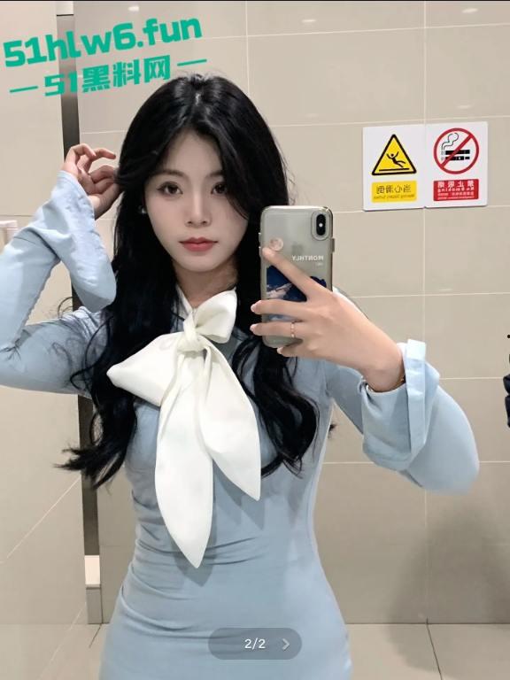 湖北文理学院大二系花【屈佳怡】绝美颜值性感尤物童颜巨乳，骚穴特写自慰视频流出！-1